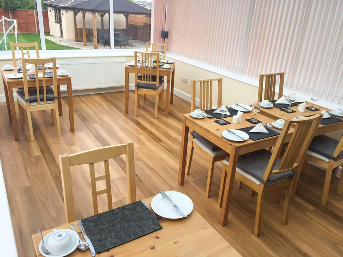 Cherish End Guest House Дънстейбъл Екстериор снимка